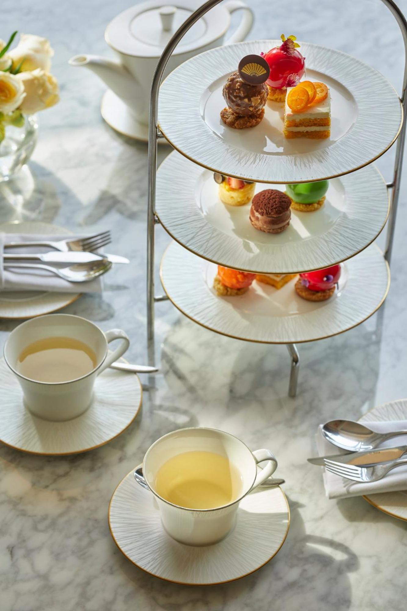 แมนดาริน โอเรียนเต็ล ซานติอาโก Hotel ภายนอก รูปภาพ Afternoon tea at the Ritz