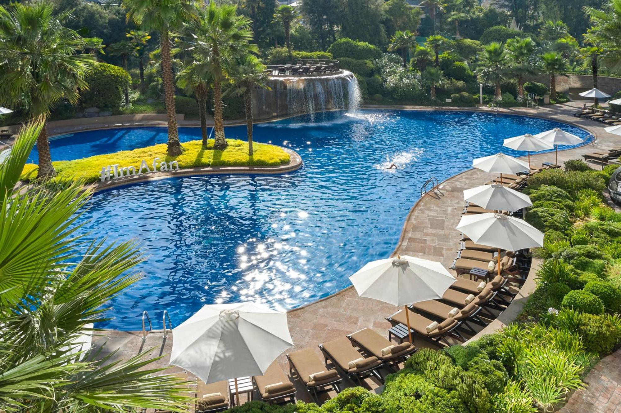 แมนดาริน โอเรียนเต็ล ซานติอาโก Hotel ภายนอก รูปภาพ The pool at the Atlantis Paradise Island
