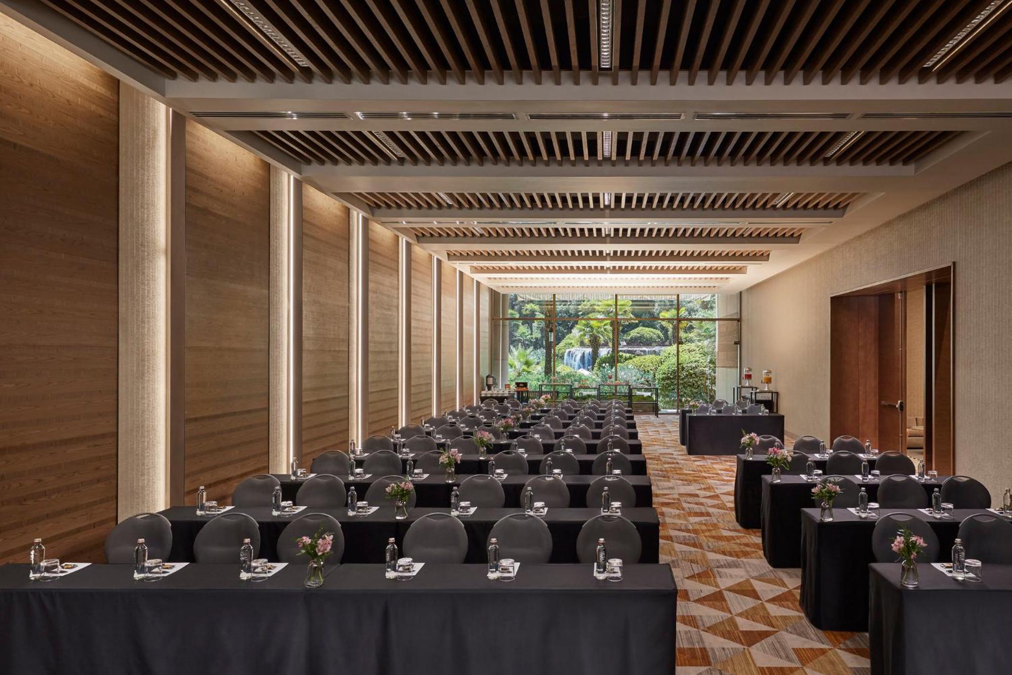 แมนดาริน โอเรียนเต็ล ซานติอาโก Hotel ภายนอก รูปภาพ The meeting room