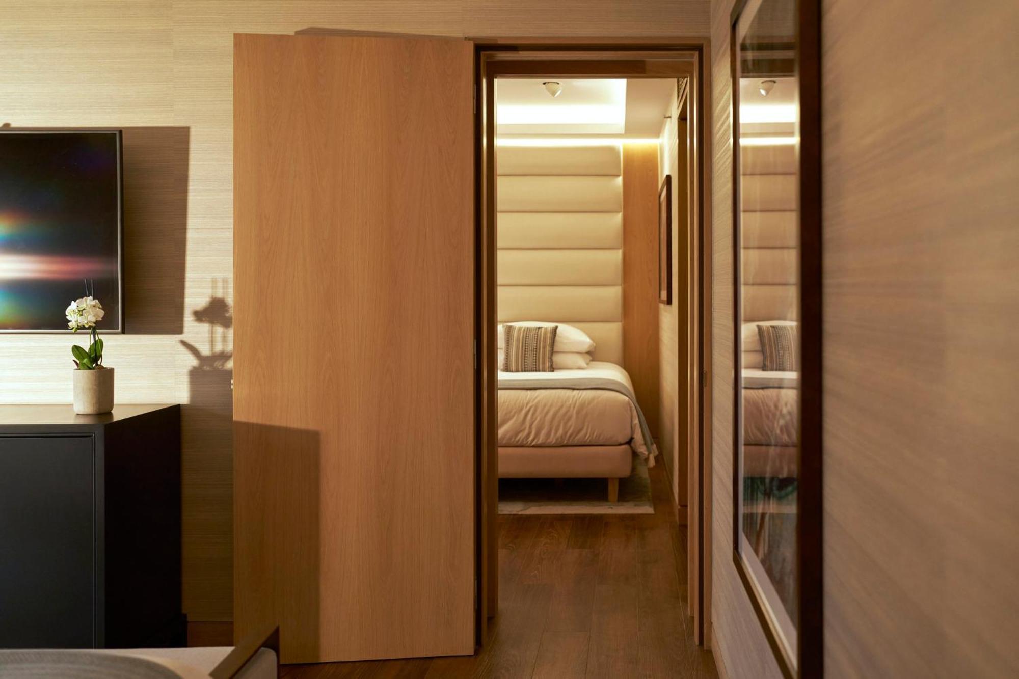 แมนดาริน โอเรียนเต็ล ซานติอาโก Hotel ภายนอก รูปภาพ